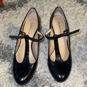 Antonio Melani - Mary Jane Heels